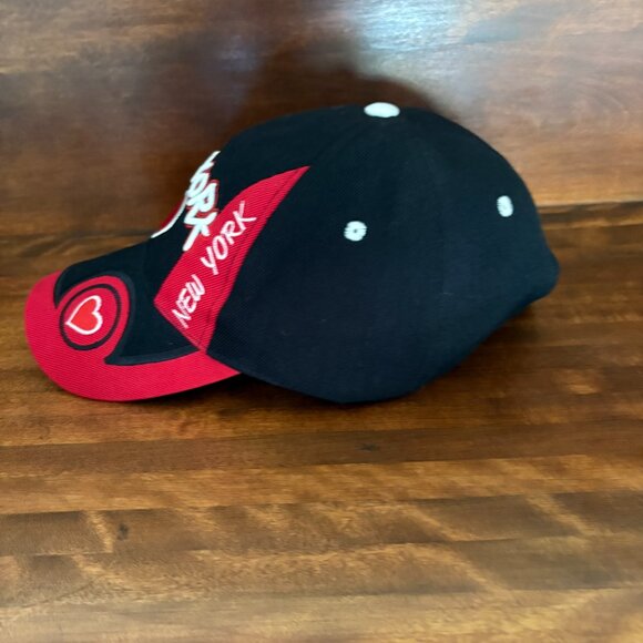 New York Black and Red Hat with Hearts - Picture 3 of 6